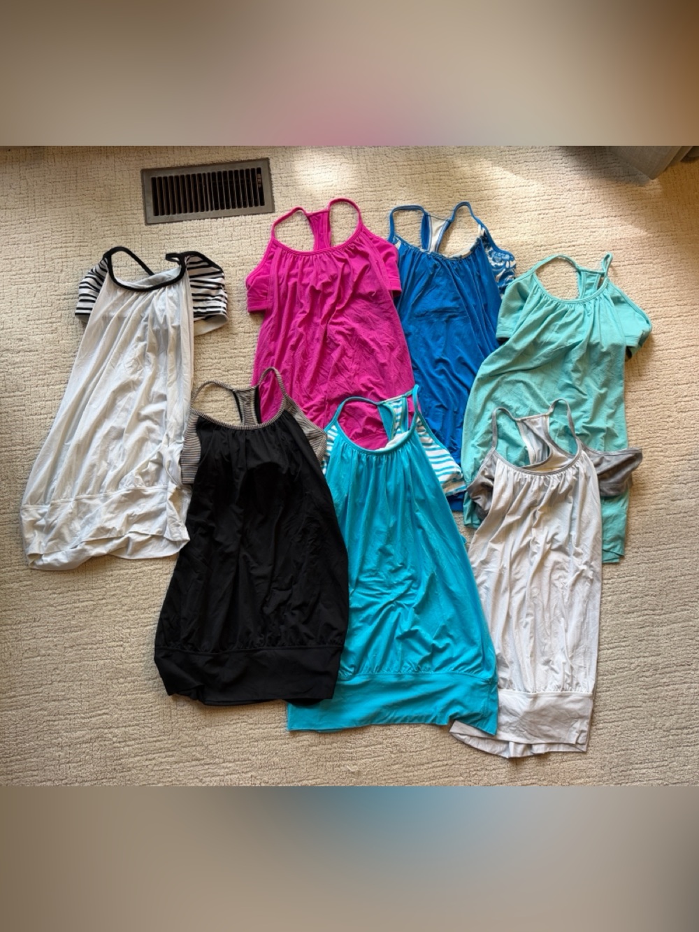 Lululemon No Limits Tank Lot- size 8